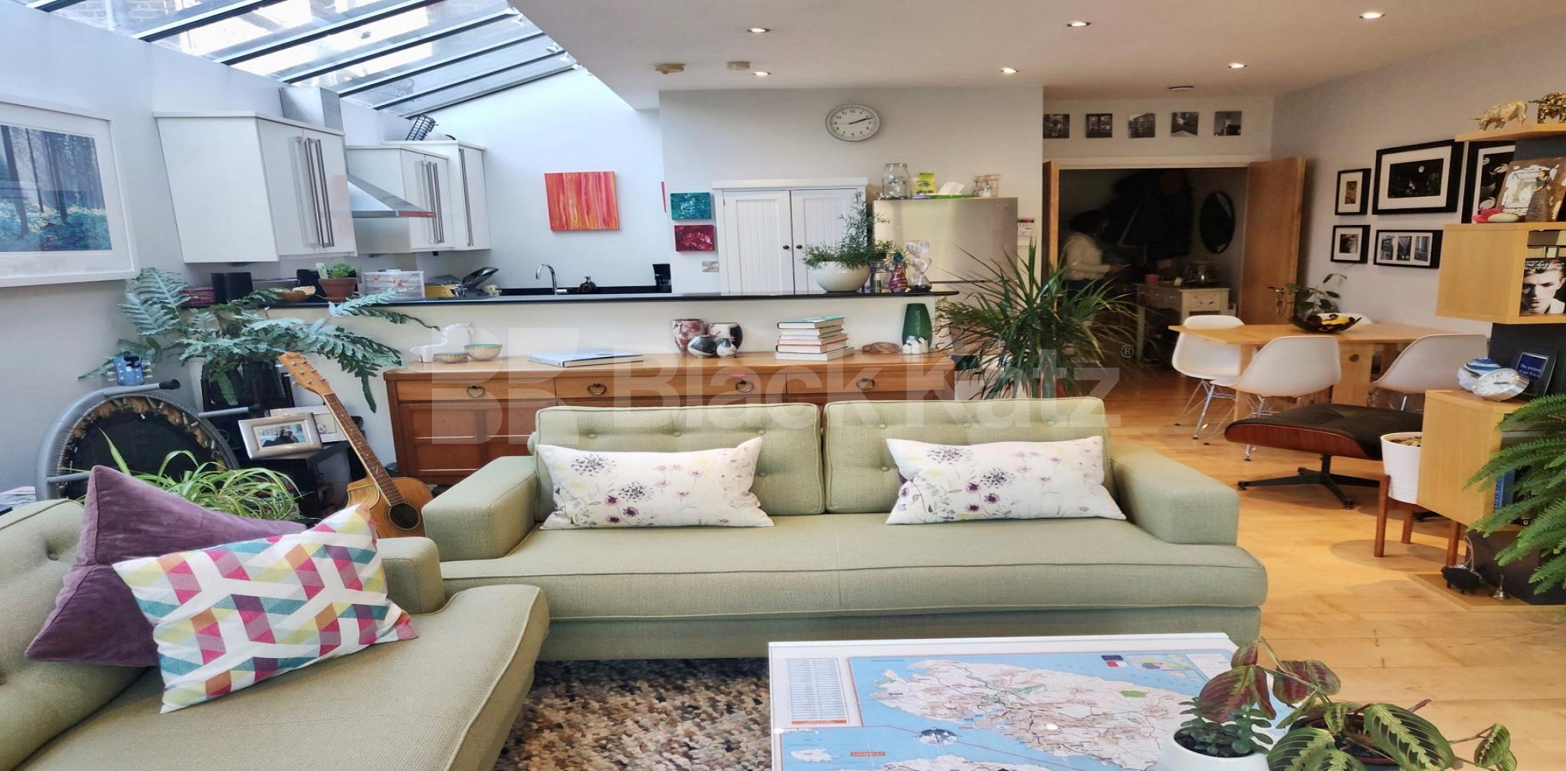 			LET, 2 Bedroom, 1 bath, 1 reception Apartment			 Fernlea Road, Balham